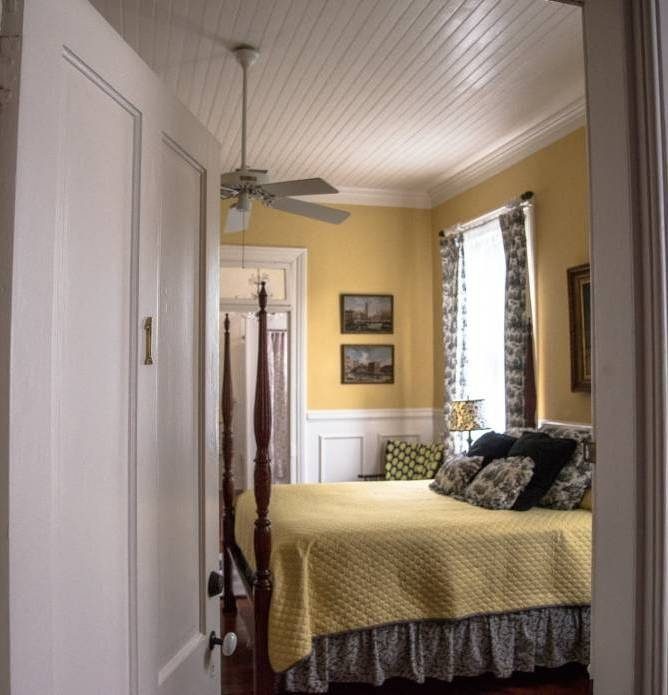 Victorian bed and breakfast in Summerville SC